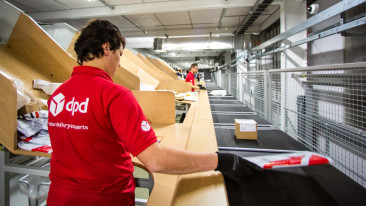 Jobs for men at DPD logistics warehouse near Gdańsk